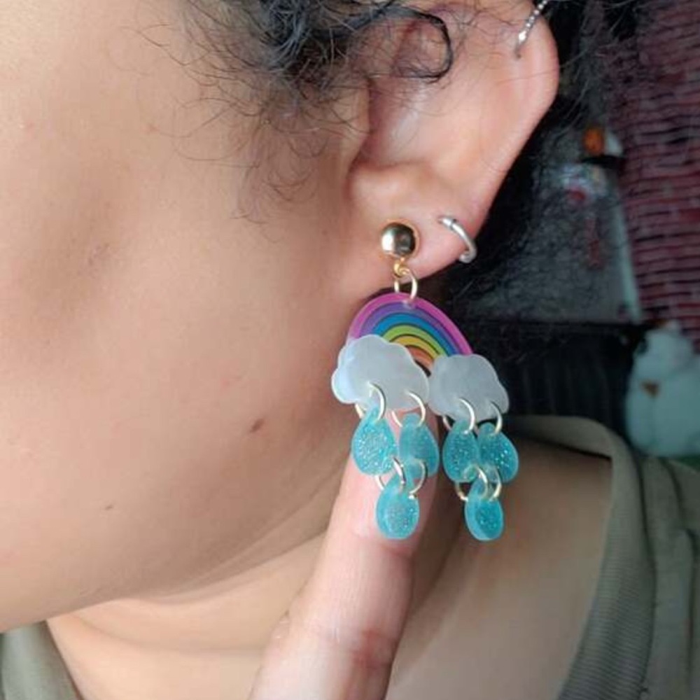 🌈 Rainbow Earrings 🌈 - Picture 6 of 6